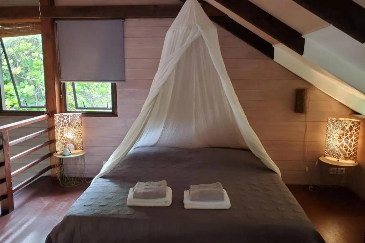 Cottage Miti Reva Haapiti Hébergement de vacances